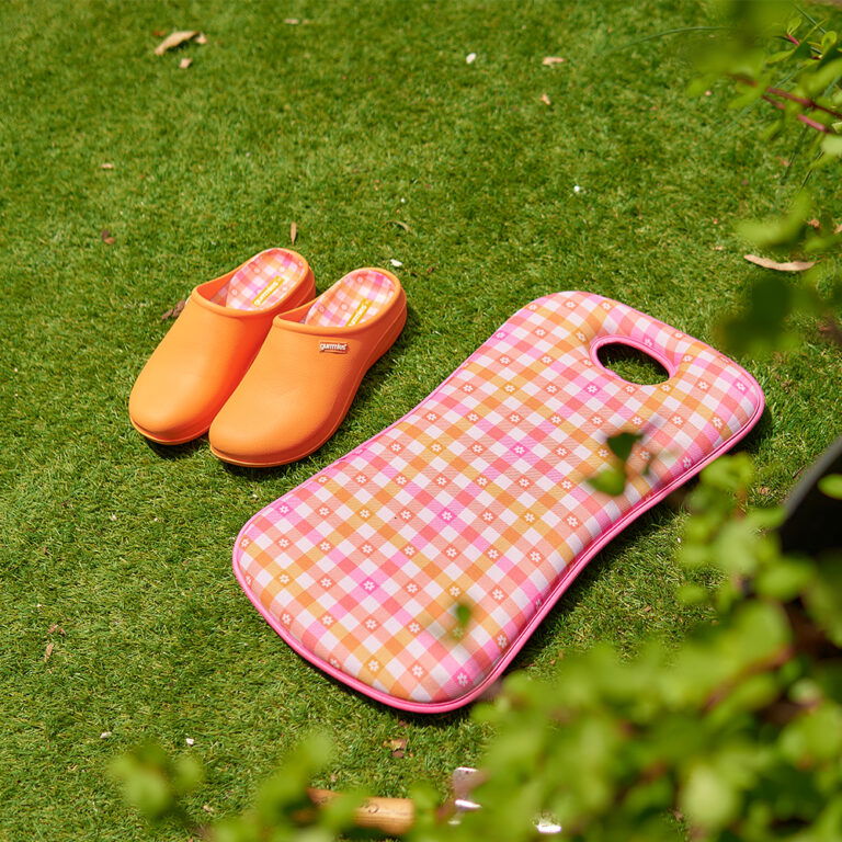 Shoes & Kneelers -  - TORA Gardens 