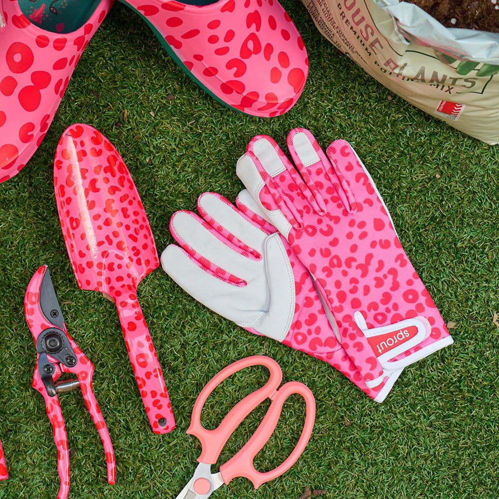 SPROUT Goat Skin Gloves - Cheetah Spot Pink - TORA Gardens 